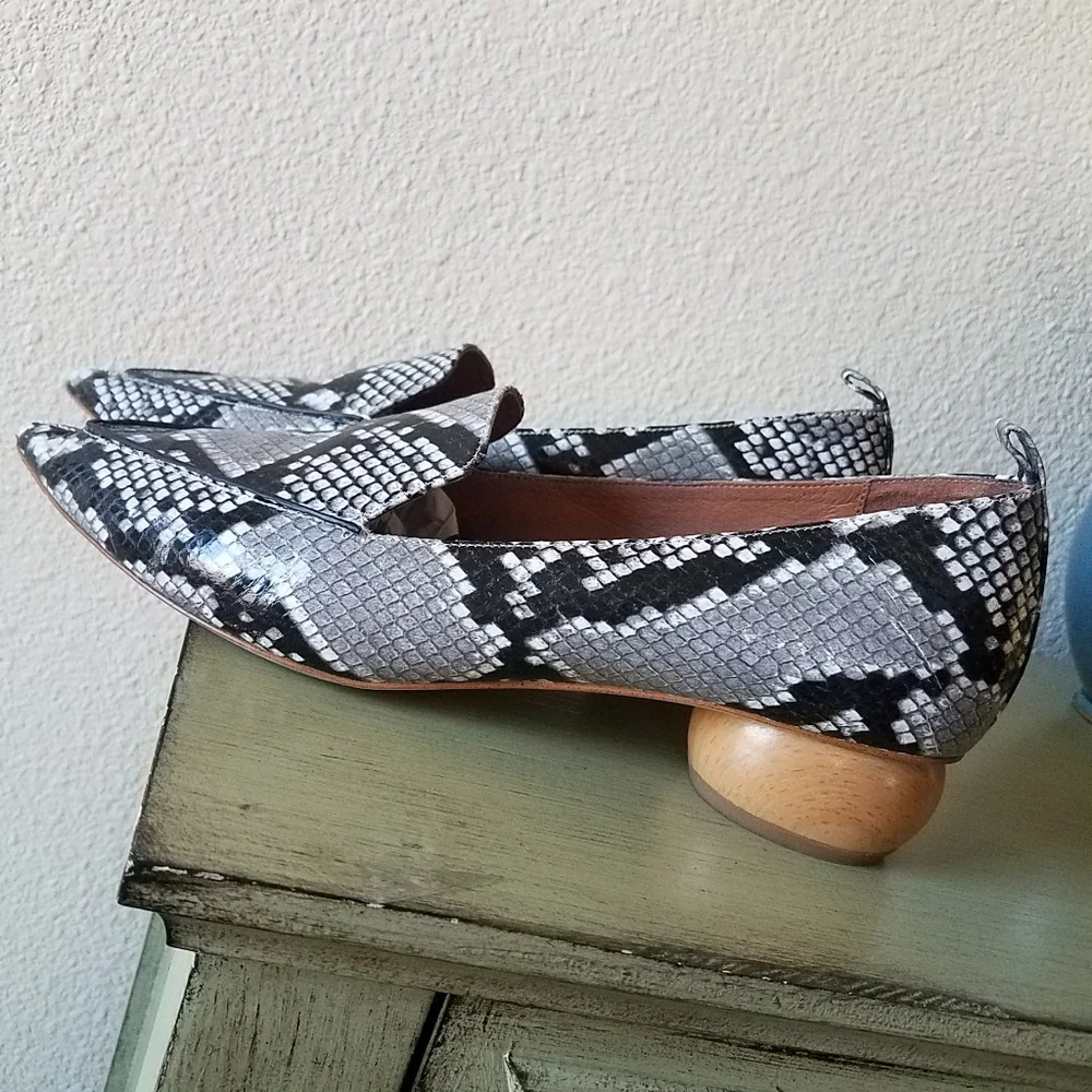 JEFFREY CAMPBELL VIONA LOAFER GREY SNAKE PRINT - Picture 3 of 15